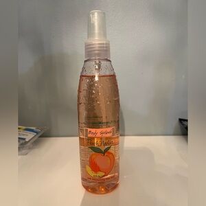 Bath and body works peach nectar